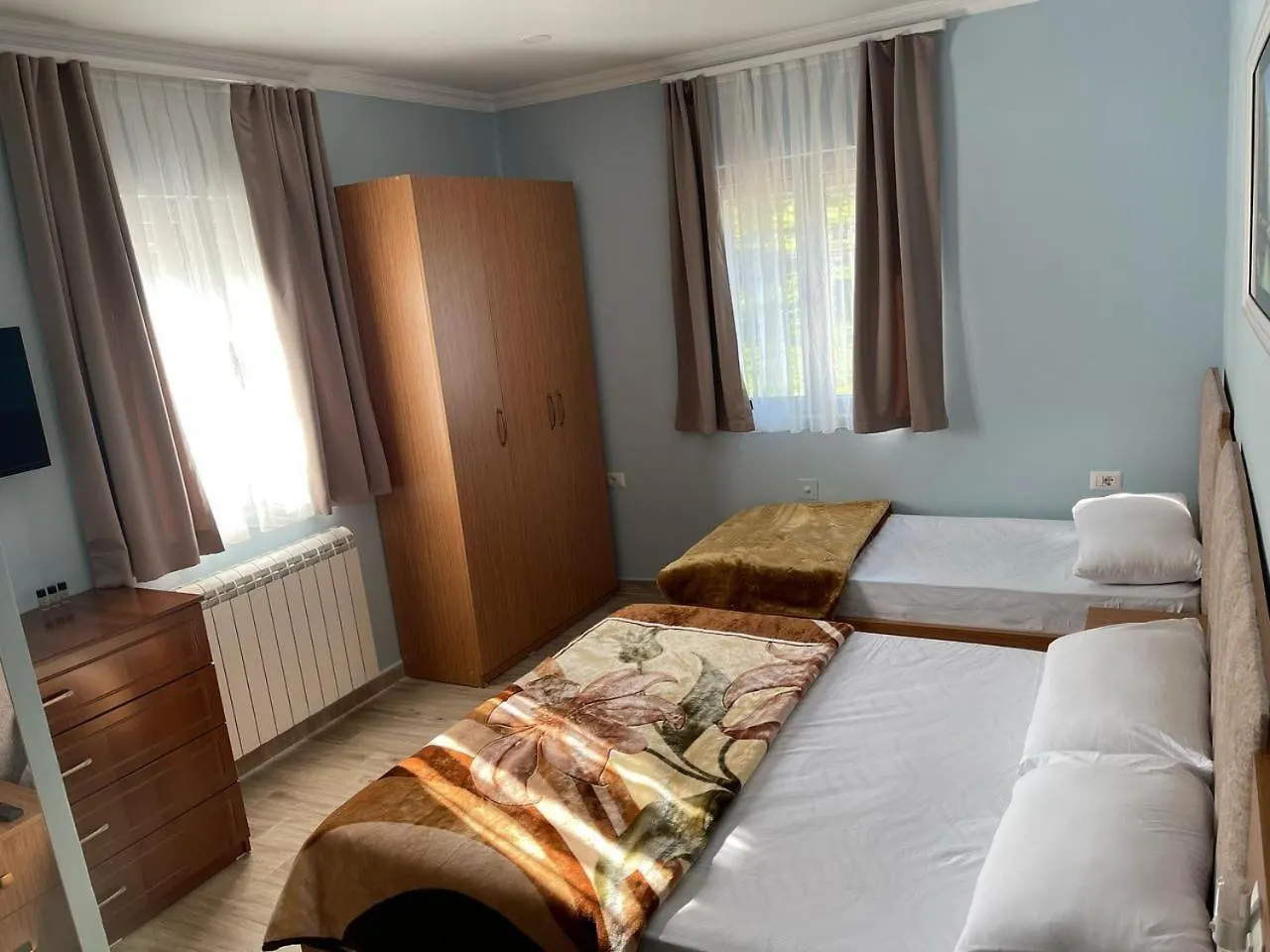Imperio Hotel & Camping Boge