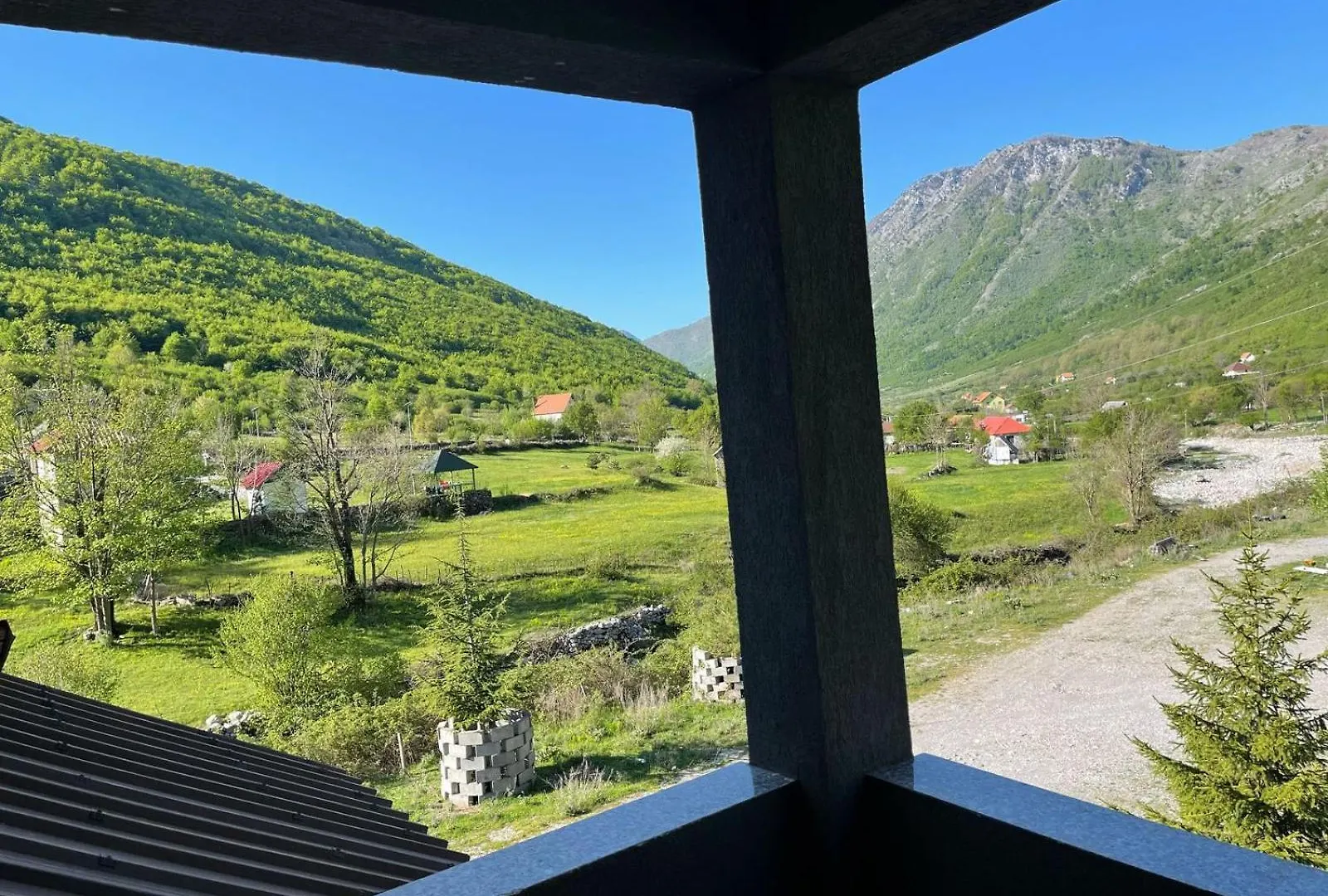 Imperio Hotel & Camping Boge 3*,  Albania